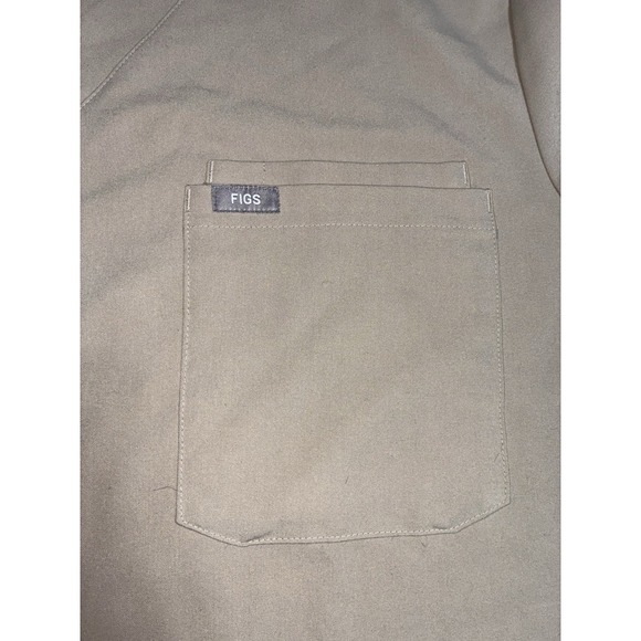 Figs Leon Three Pocket Scrub Top Men's L Boulder PO#1955 - Picture 3 of 8